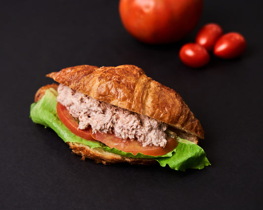 croissant con atún