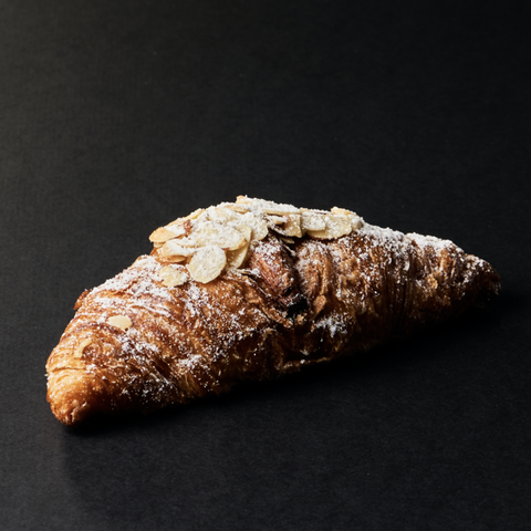 Mini croissant de almendras (x3 unidades)