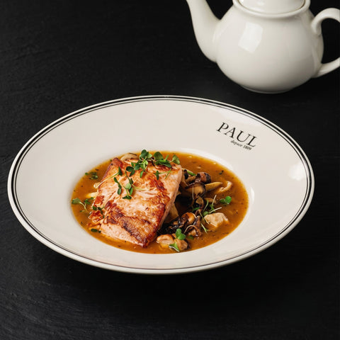 Bar avec bouillon de fruits de mer
