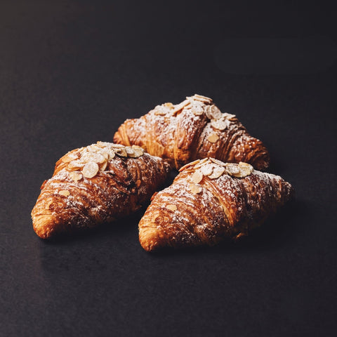3 Mini croissants aux amandes